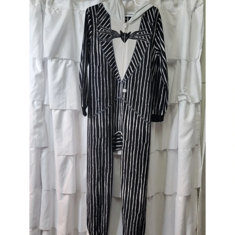 Disney Nightmare Before Christmas Jack Skellington Suit PJs Boys Small 6/7 1928